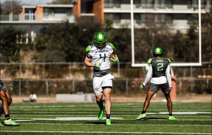 9F81804D-2BAB-4CA2-A5AE-30D81421BFEF